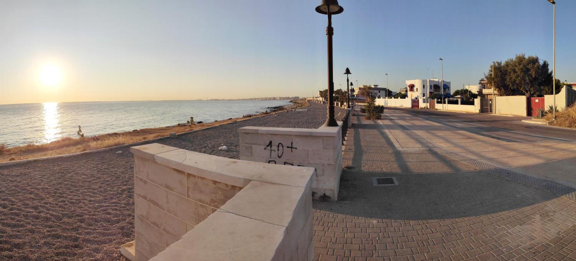 Seagull Apartments - Front And Sea View & Airport Bari Exterior foto
