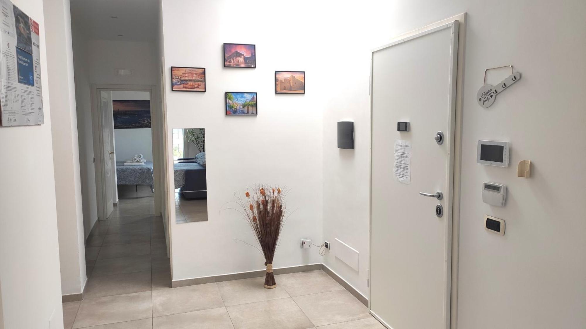 Seagull Apartments - Front And Sea View & Airport Bari Exterior foto